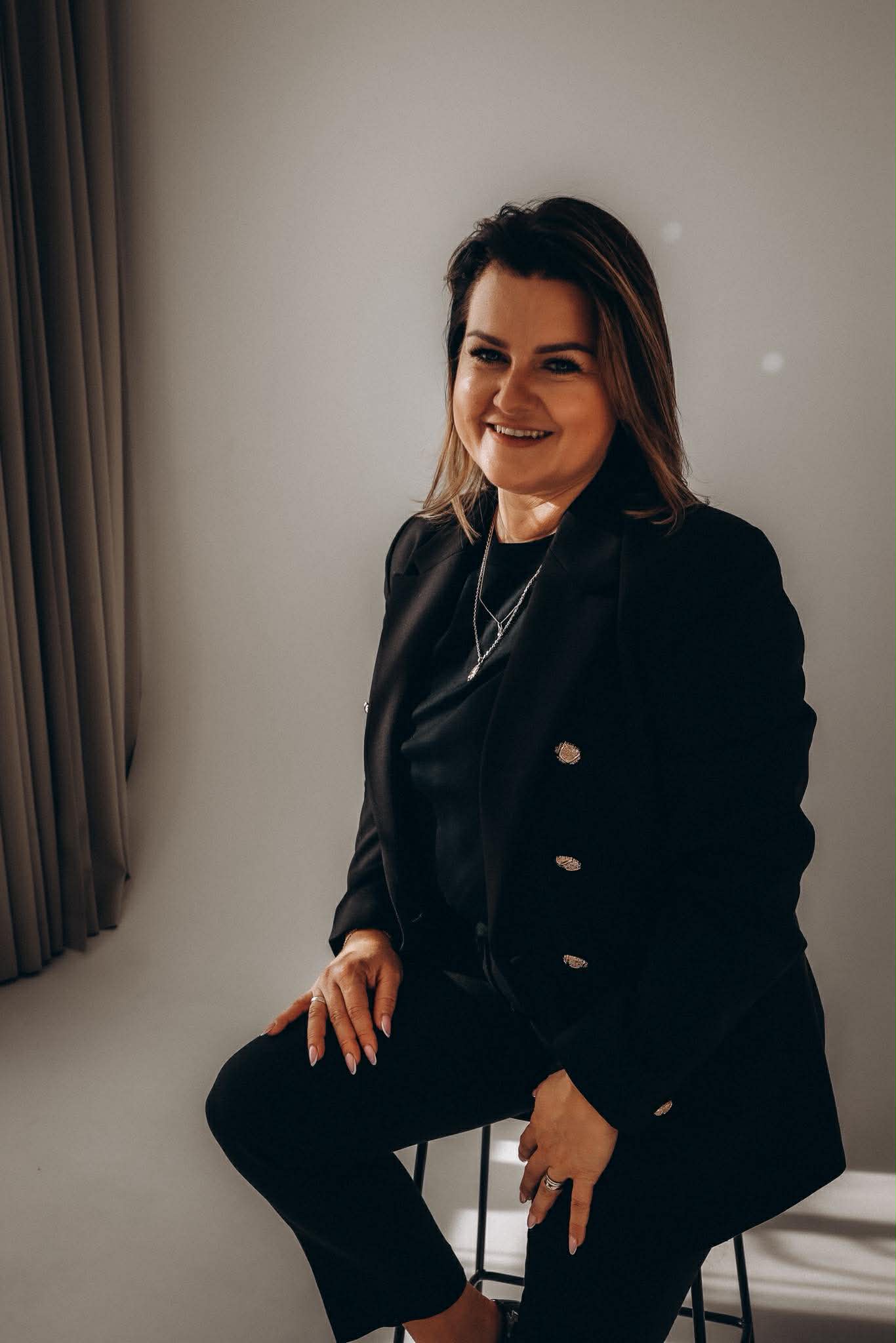 Paulina — certyfikowana stylistka paznokci, salon O! Jak ładnie Warszawa